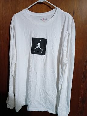 Jordan White Long-Sleeve T-Shirt with Black Air Logo